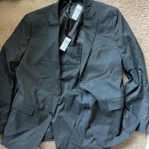 BRAND NEW Slim fit Banana Republic patterned suit
